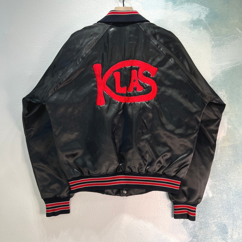 VTG Rennoc KLAS BOB‎ Satin Varsity Bomber Jacket Men's M Black Red Quilted USA